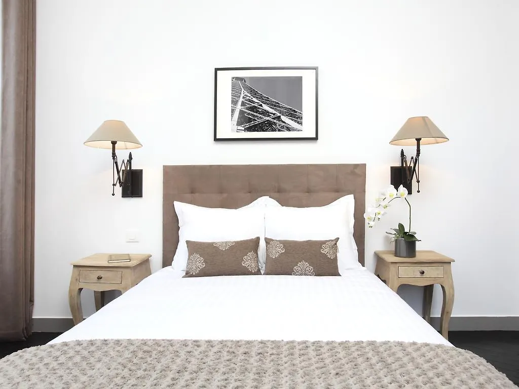 Livinparis - Luxury 3 Bedrooms Le Louvre I * Paris