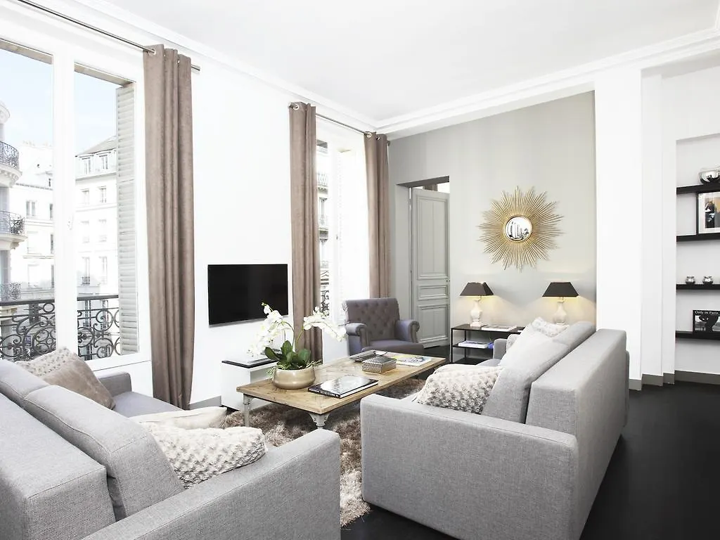 Livinparis - Luxury 3 Bedrooms Le Louvre I Apartamento Paris