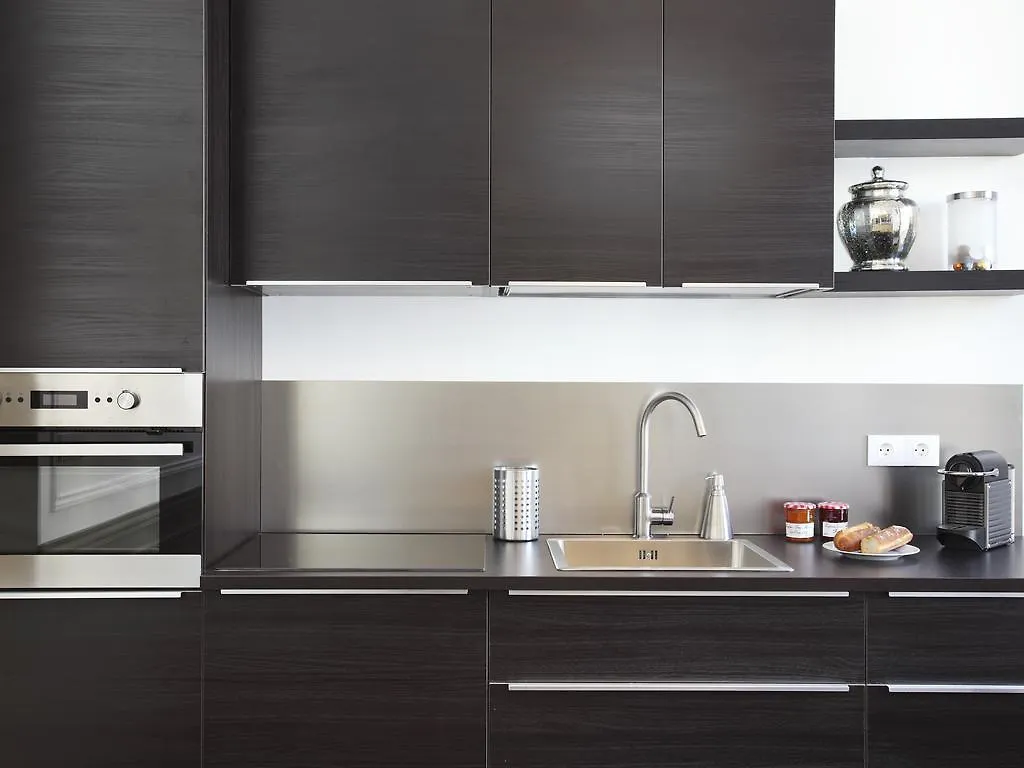 Livinparis - Luxury 3 Bedrooms Le Louvre I Paris