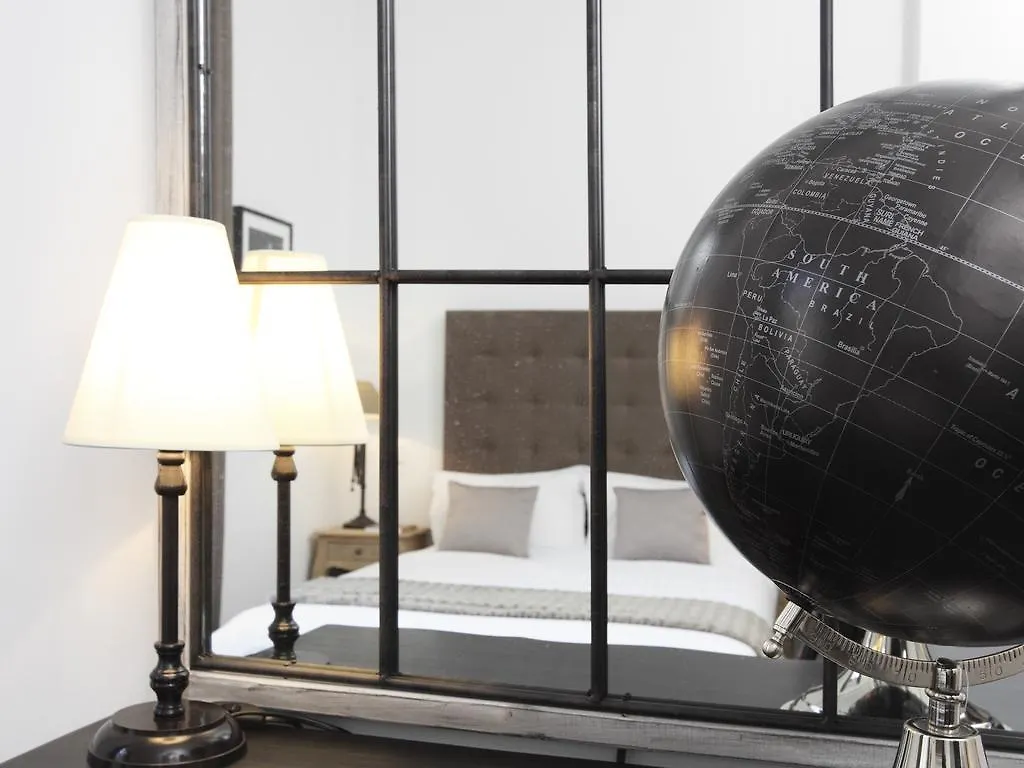 Livinparis - Luxury 3 Bedrooms Le Louvre I *